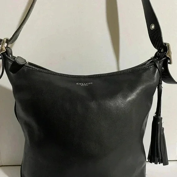 Coach vintage black leather shoulder handbag - Picture 6 of 9